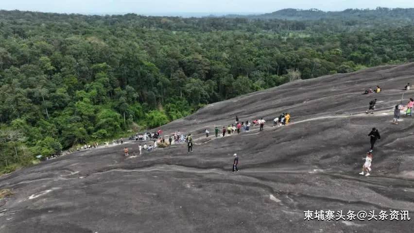 新澳2024大全正版免费资料丨武汉多部门联合发文，要求加强化工和旅游行业极端天气防范应对工作