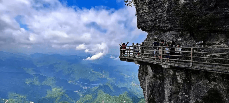 🍁澳门一肖一码一必中一肖雷锋🍁丨酉阳县车田乡：发挥农文旅融合引领作用高效建成乡村旅游新样板