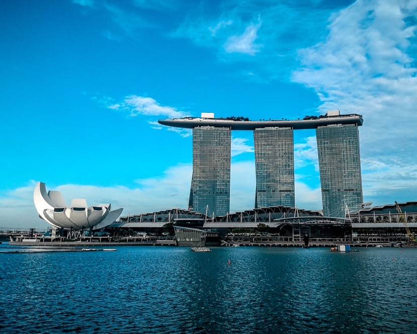 🍁澳门一码一肖一特一中准选今晚🍁丨暑期旅游旺，旅游大巴刚走，一地垃圾……  第1张